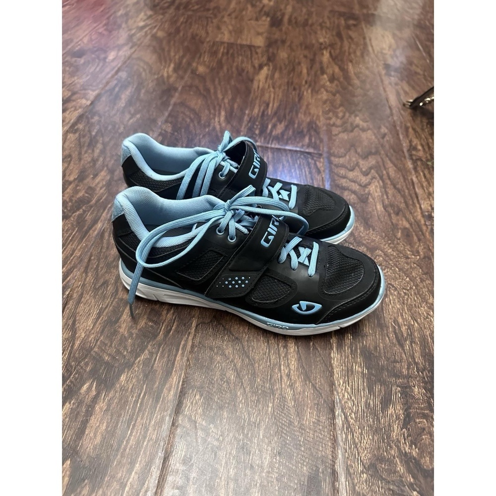 Giro WHYND Women's Cycling Shoes Black/White/Milky Blue size‎ 6.5